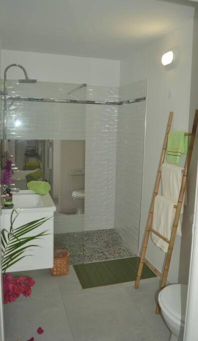 Les Villas Du Bambou - Villa Bambou Jusqu'A 6 Pers Le Gosier  Exteriör bild